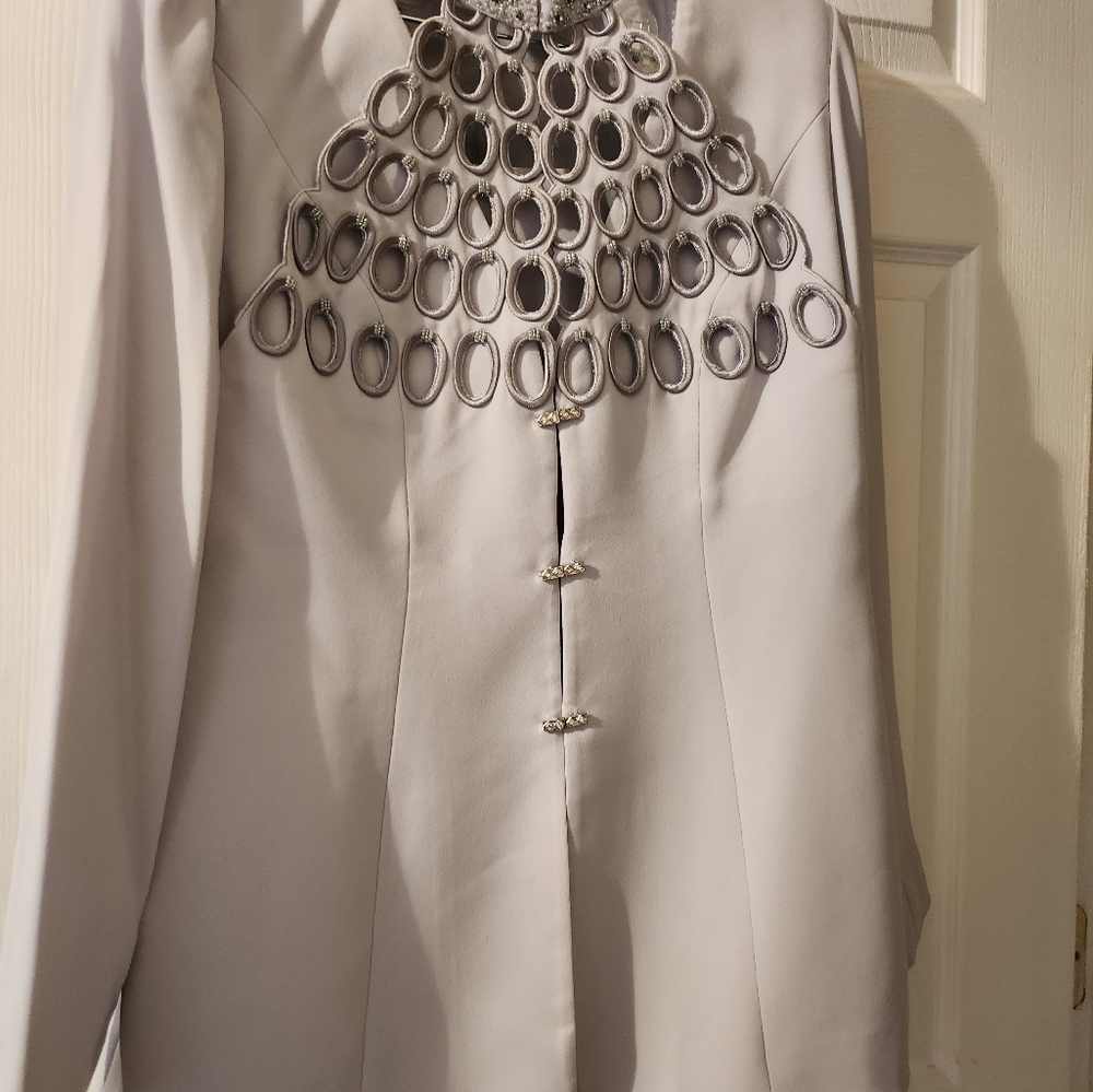 2 piece BenMarc gray suit size 6